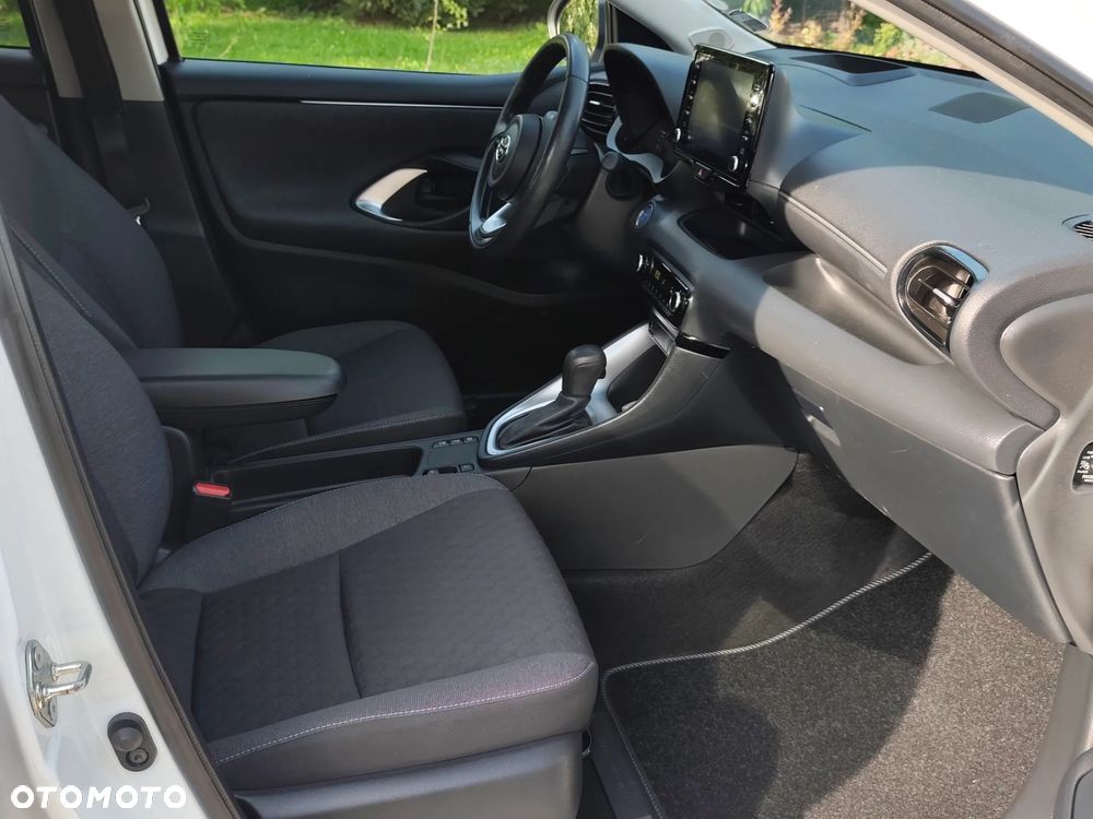 Toyota Yaris Hybrid 1.5 Premiere Edition - 18