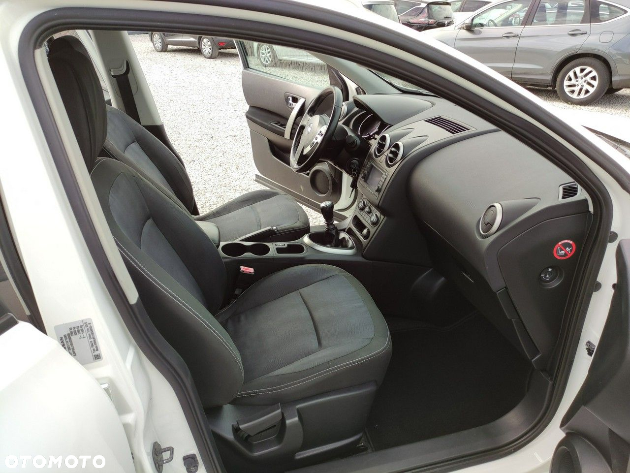 Nissan Qashqai - 23