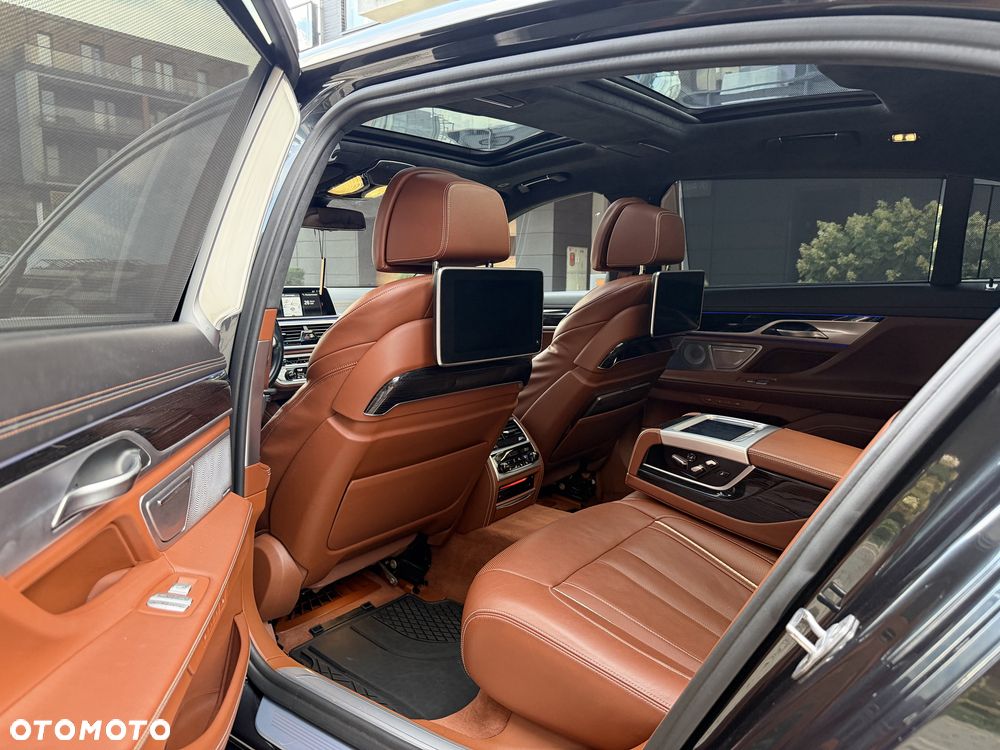 BMW Seria 7 - 7