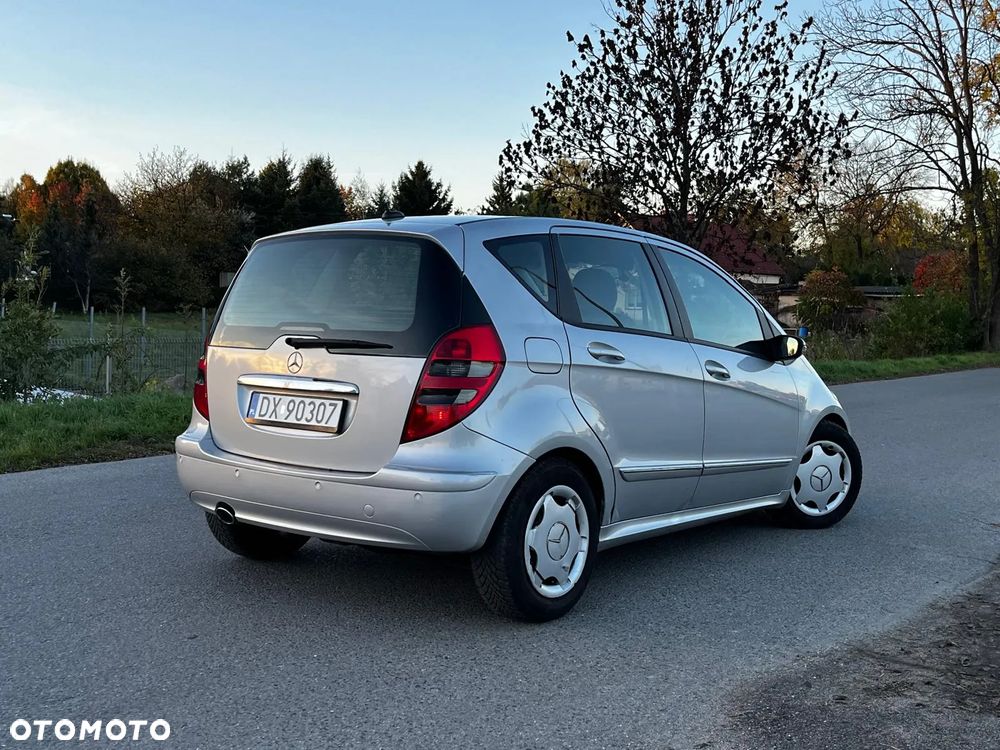 Mercedes-Benz Klasa A 180 CDI Autotronic Avantgarde - 4