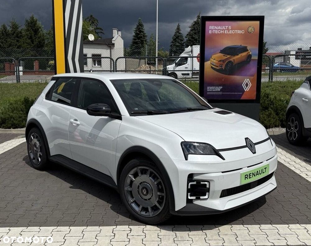 Renault Inny - 5