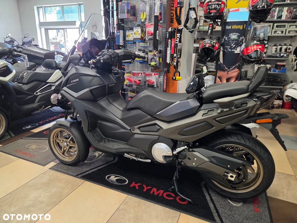 Kymco CV3 - 7