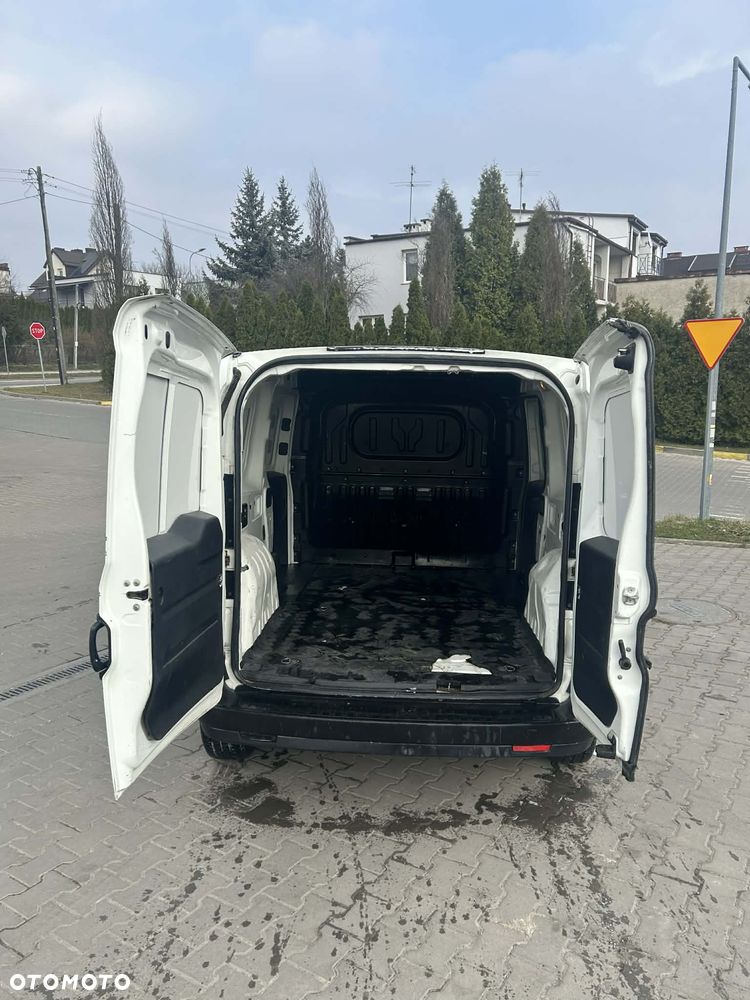 Fiat Doblo Maxi - 12