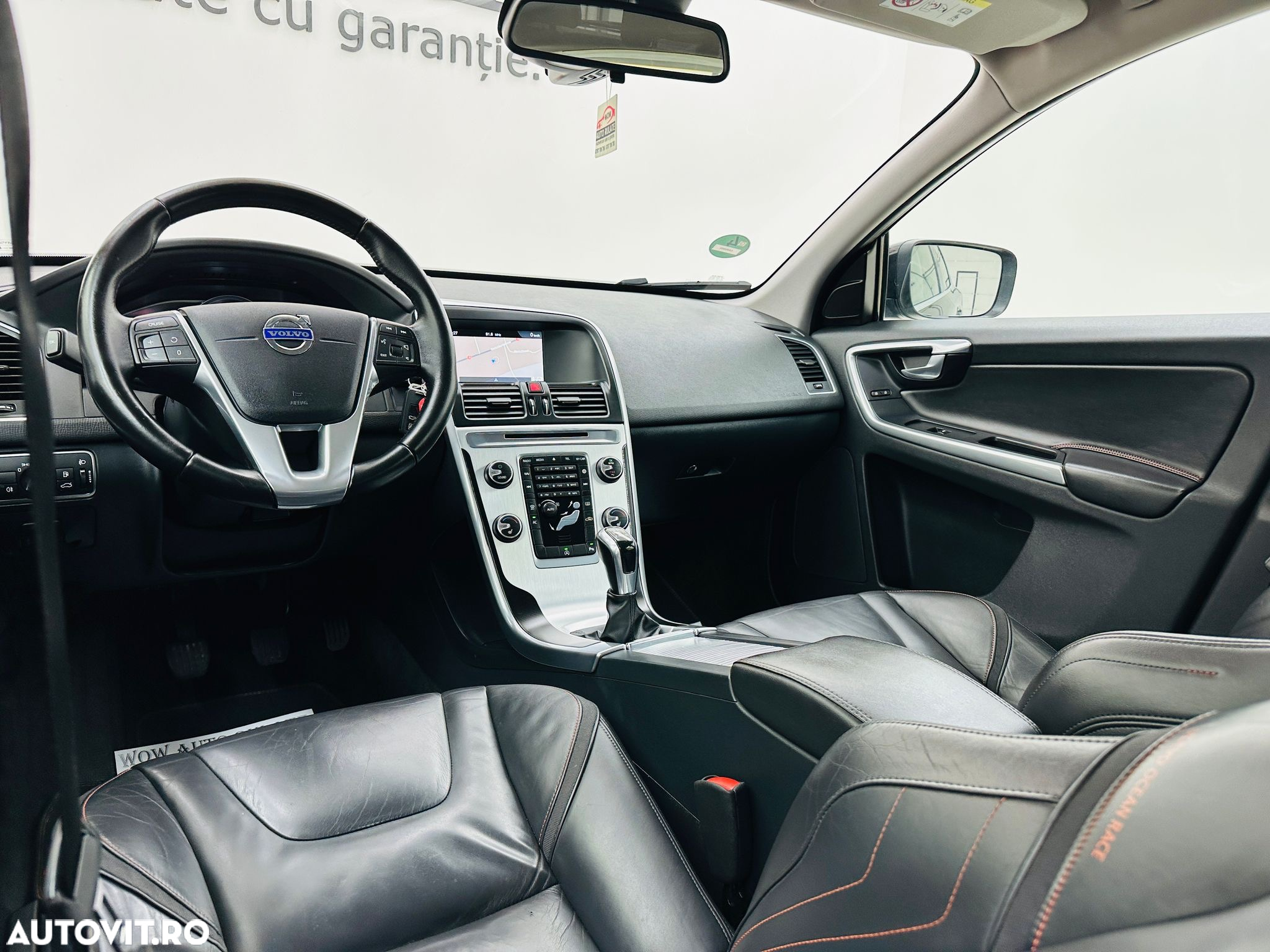 Volvo XC 60 - 25