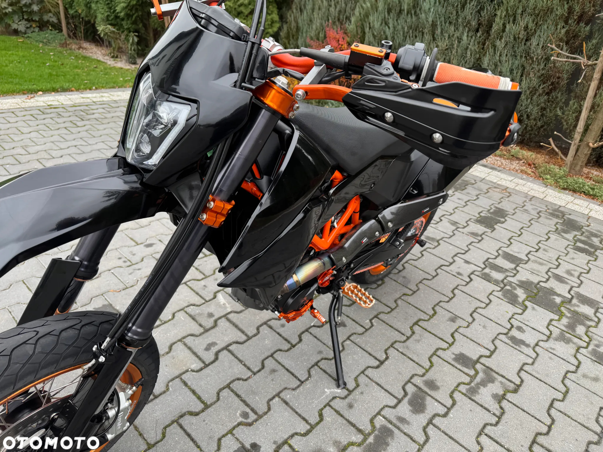 KTM SMC - 24