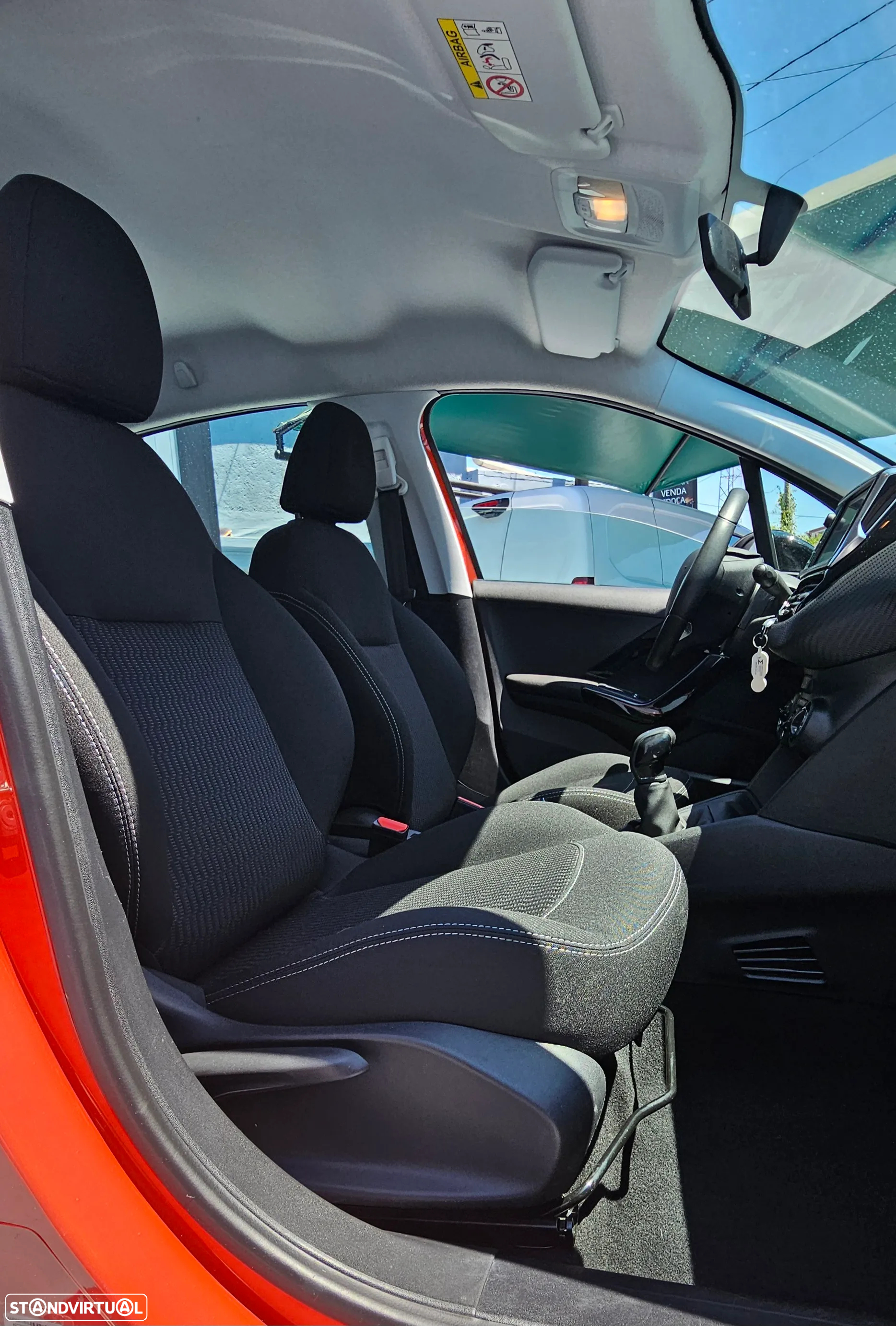 Peugeot 208 1.6 BlueHDi Active - 8