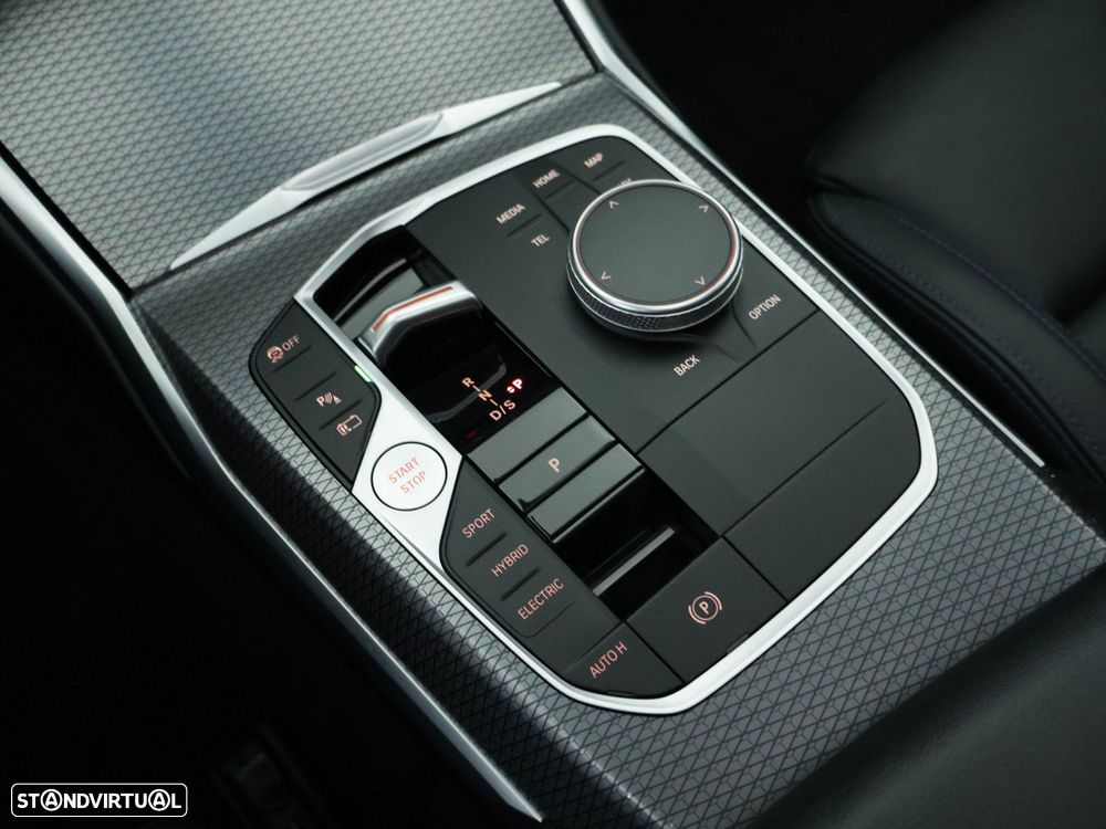 BMW 330 e xDrive Aut. M Sport - 12