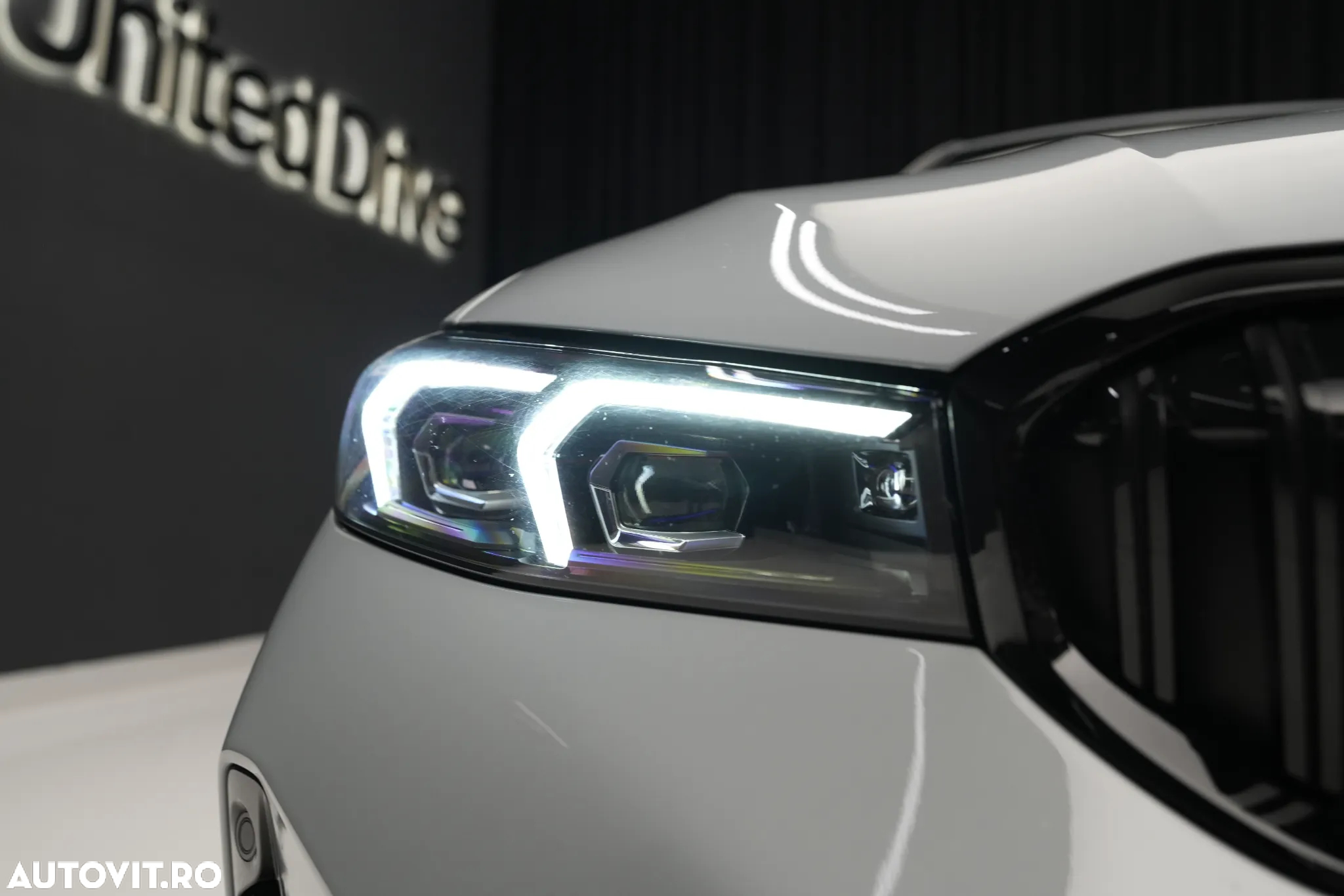 BMW Seria 3 320i xDrive AT - 4