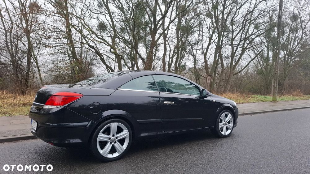 Opel Astra 1.8 Cosmo - 31