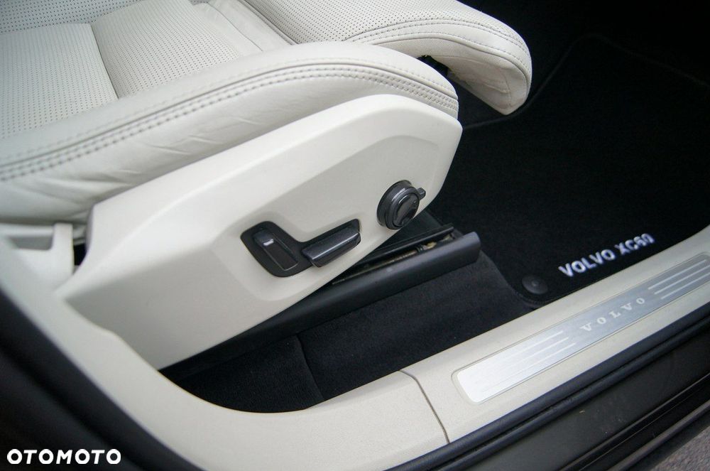 Volvo XC 60 T5 AWD Geartronic Momentum Pro - 21