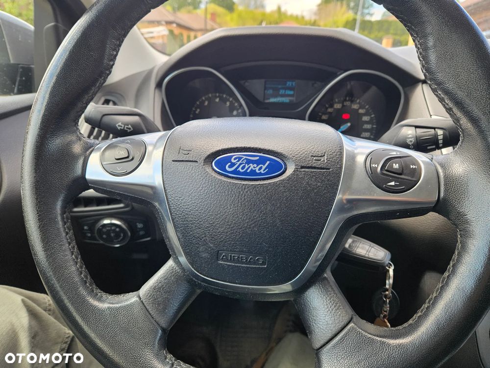 Ford Focus 1.6 Trend - 14