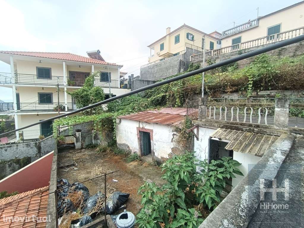 Moradia T2 em ruína para recuperar em Santo António - Funchal - Grande imagem: 2/49
