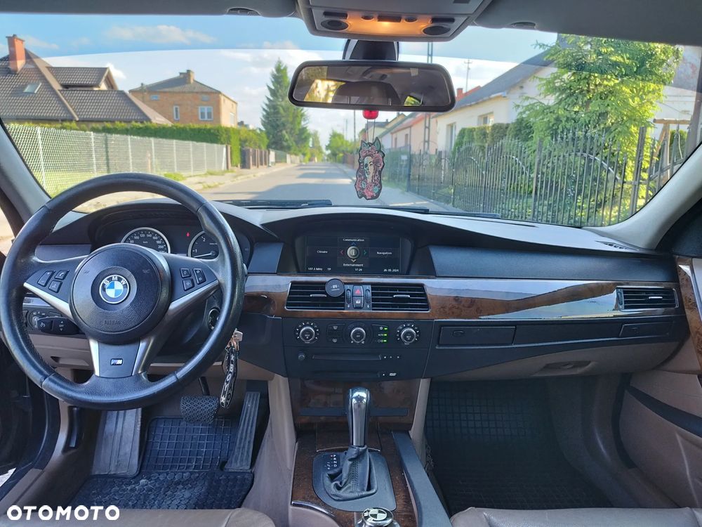 BMW Seria 5 - 10