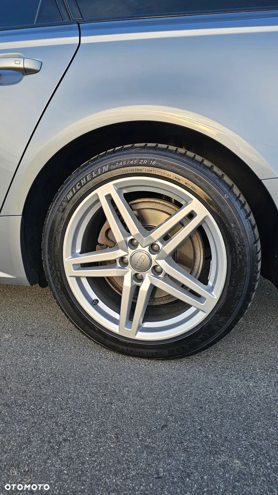 Audi A6 Avant 2.0 TDI Quattro S tronic - 11