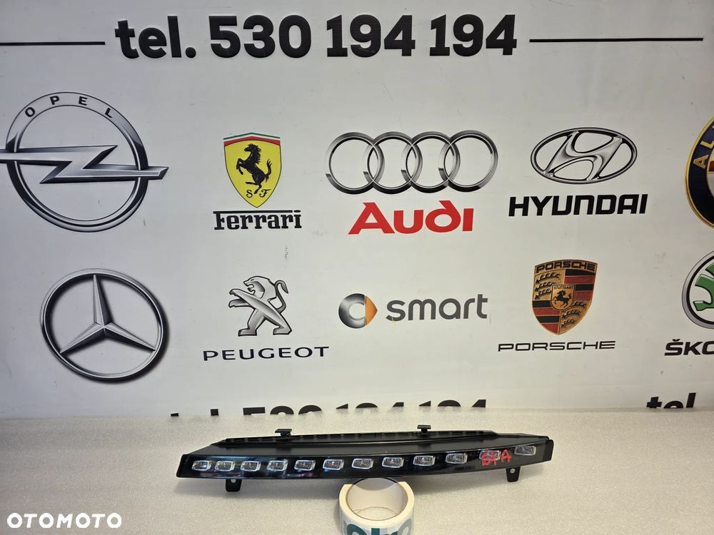 AUDI Q7 4L0 LIFT 09-14 LEWY / PRAWY LED DRL ŚWIATŁA DO JAZDY DZIENNIEJ NR 4L0953041D / 4L0953041E , 4L0953042D / 4L0953042E KB64 - 2