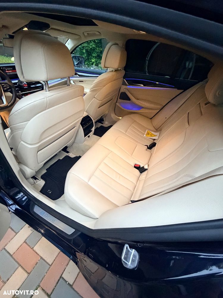 BMW Seria 5 530e xDrive AT PHEV - 14