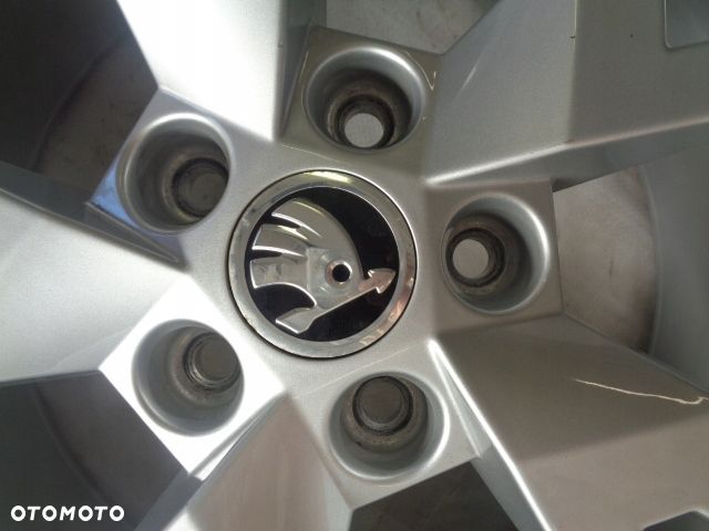 Felgi Aluminiowe 17 OE Skoda Octavia III Vw 7J ET54 5X112 - 6