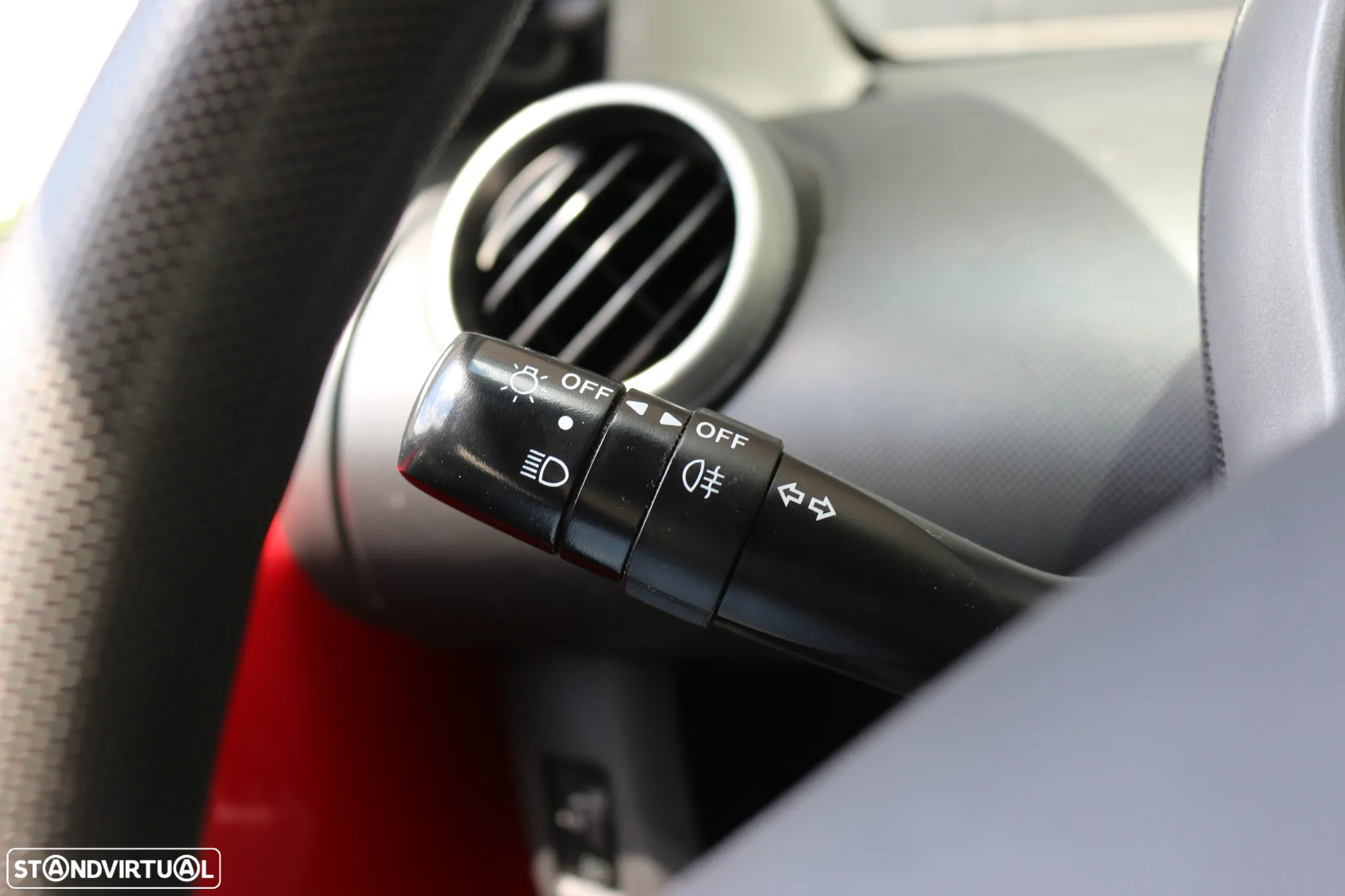 Peugeot 107 1.0 Trendy - 12