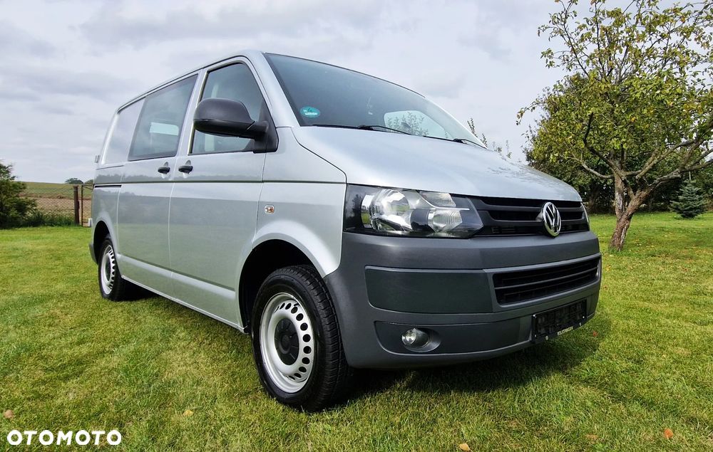 Volkswagen T5 FL - 1