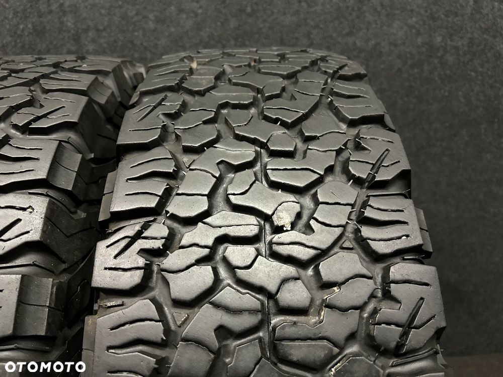 Opony letnie BF Goodrich All-Terrain T/A 255/70/16 120/117S 2szt. - 3