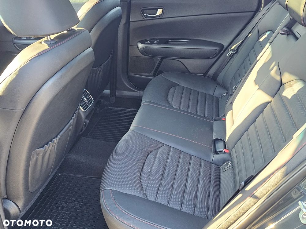 Kia Optima Sportagon 1.6 T-GDI DCT OPF GT Line - 27