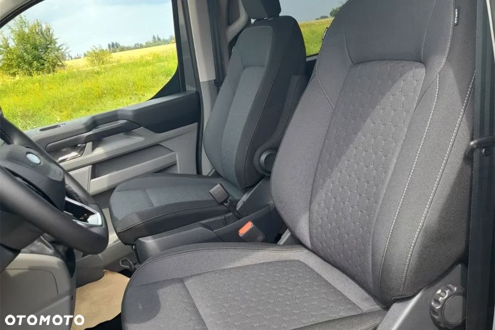 Ford Transit Custom - 11