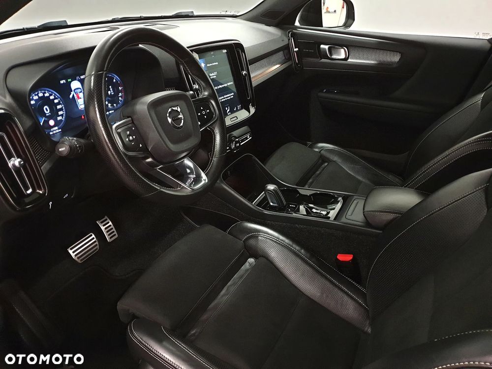 Volvo XC 40 D3 SCR R-Design - 9