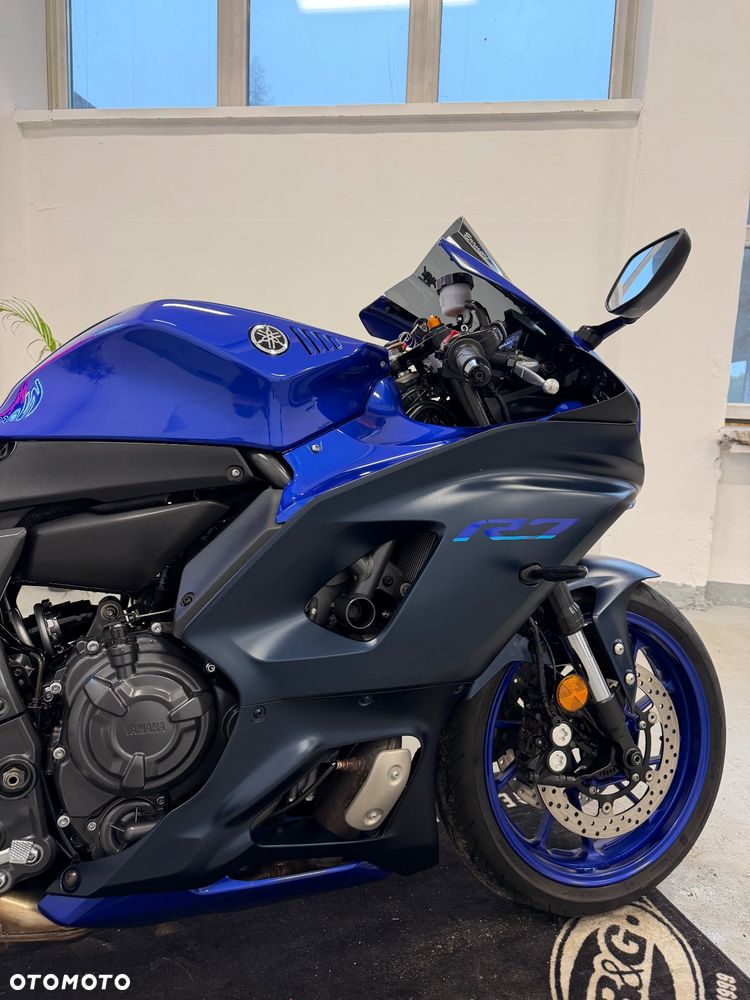 Yamaha R7 - 9