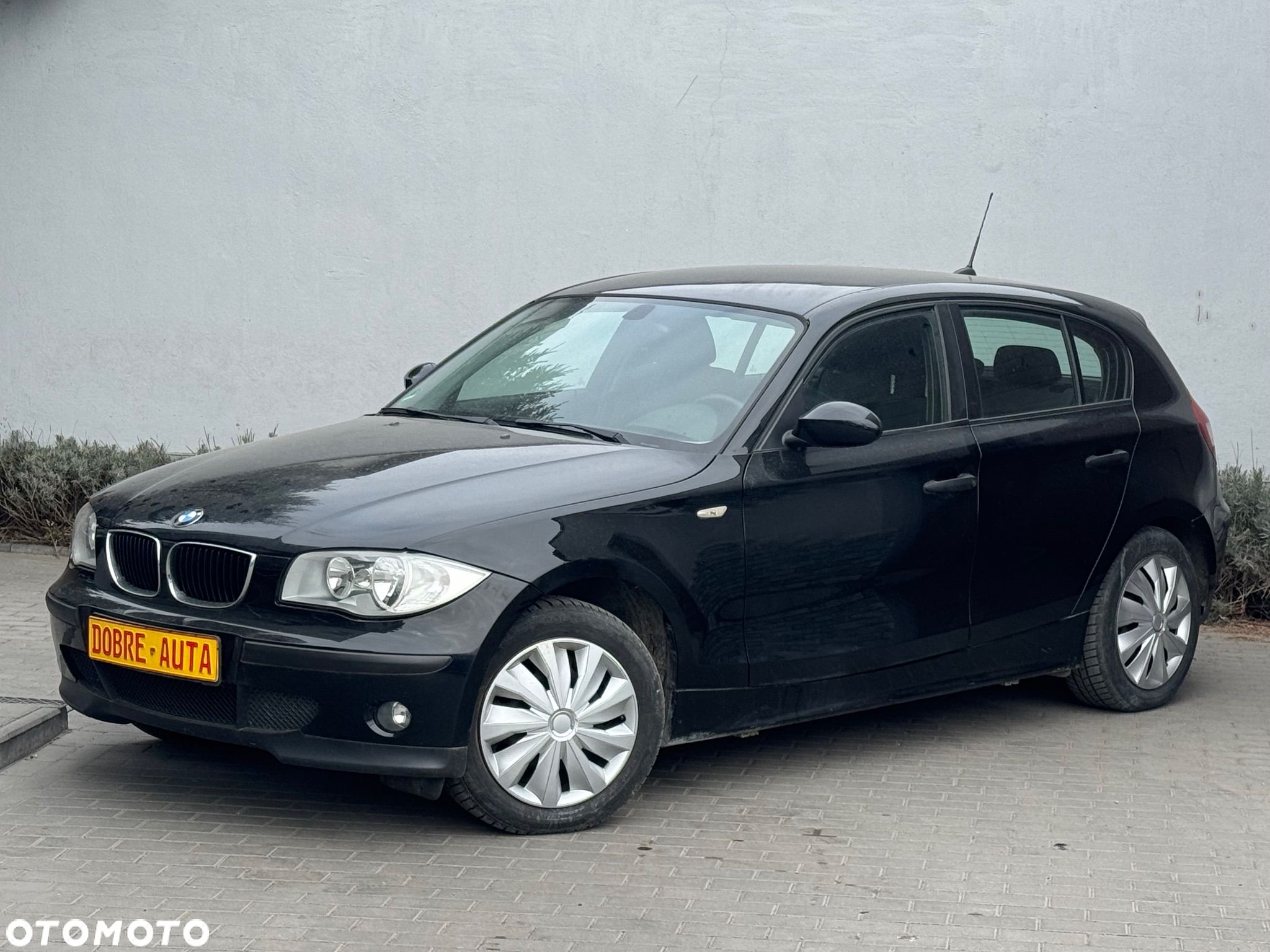 BMW Seria 1 116i - 1