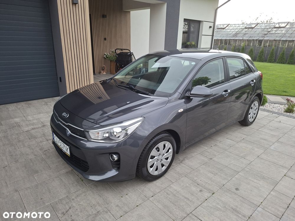 Kia Rio - 15