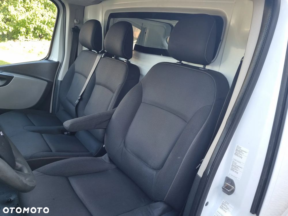 Renault TRAFIC - 6