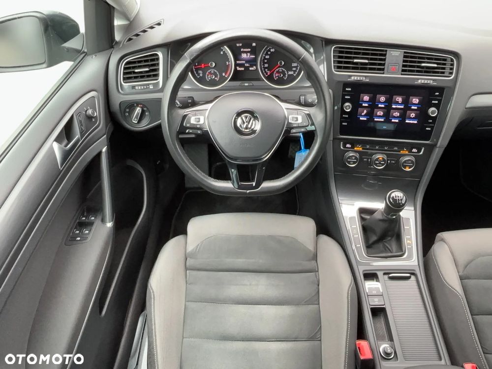 Volkswagen Golf 1.6 TDI BMT Comfortline - 16
