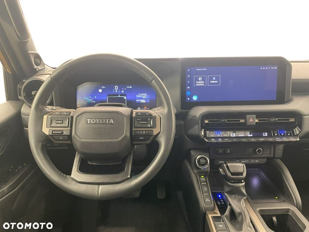 Toyota Land Cruiser - 10