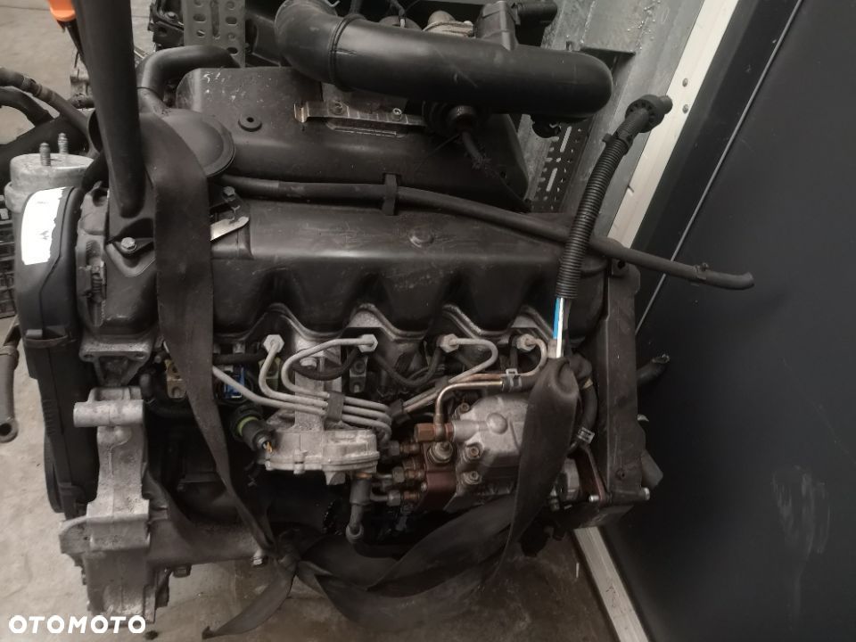 SILNIK AJT AYY VW TRANSPORTER T4 2.5 SDI 88KM - 1