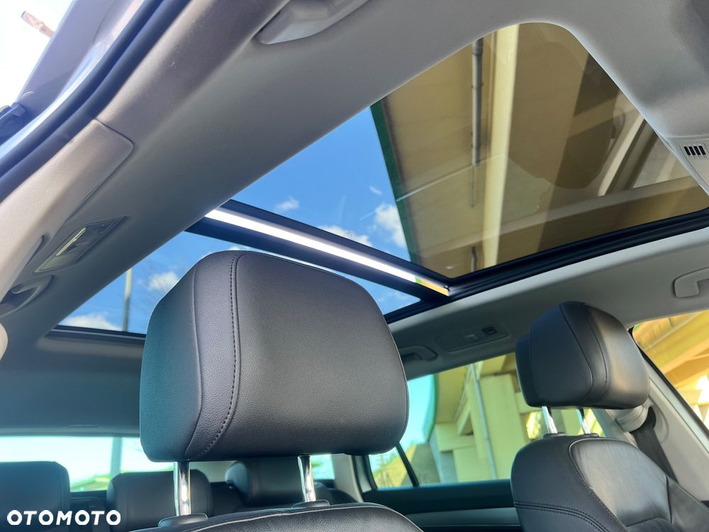 Volkswagen Passat 2.0 TDI (BlueMotion Technology) Highline - 13