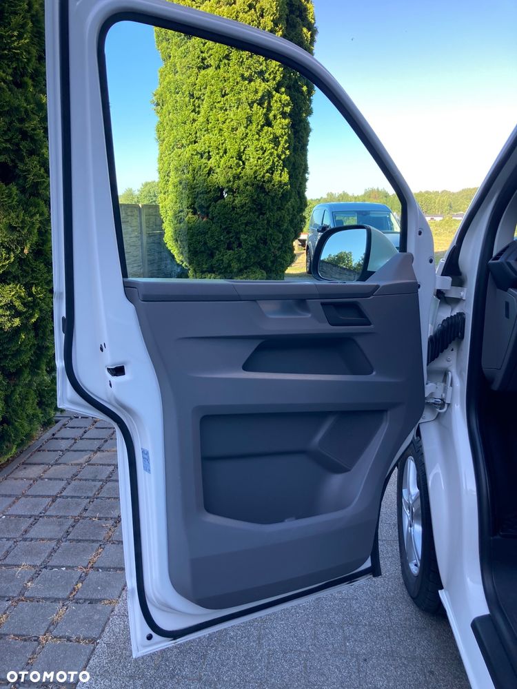 Volkswagen Transporter T6.1 - 13