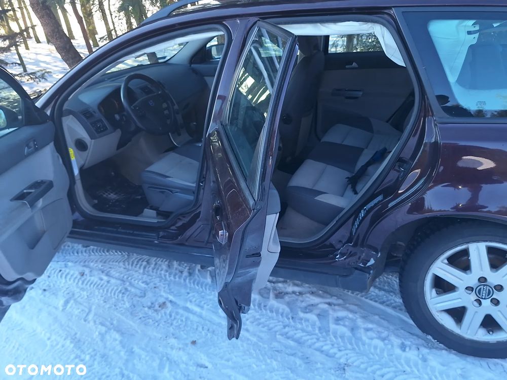 Volvo V50 2.0D Momentum - 13