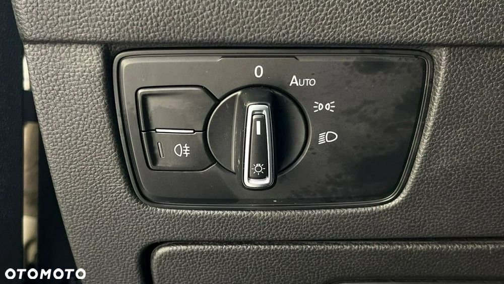 Volkswagen Passat - 19