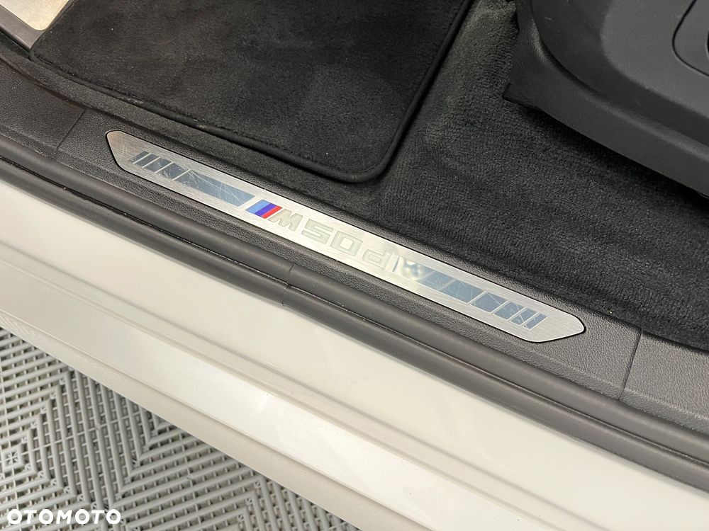 BMW X5 M M50d - 35