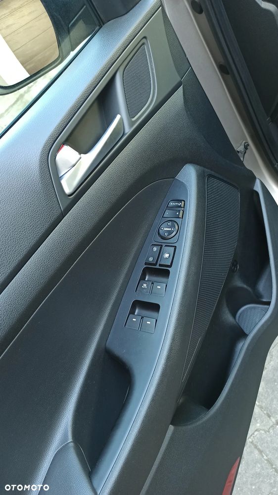 Hyundai Tucson 1.6 GDI BlueDrive Comfort 2WD - 11