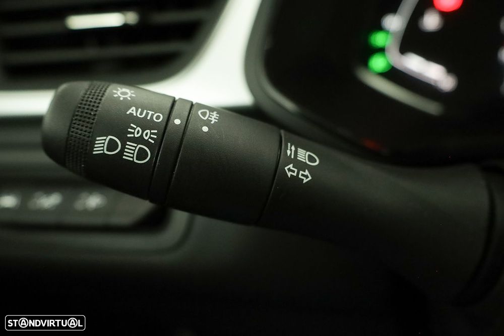 Renault Captur 1.0 TCe Techno Bi-Fuel - 17