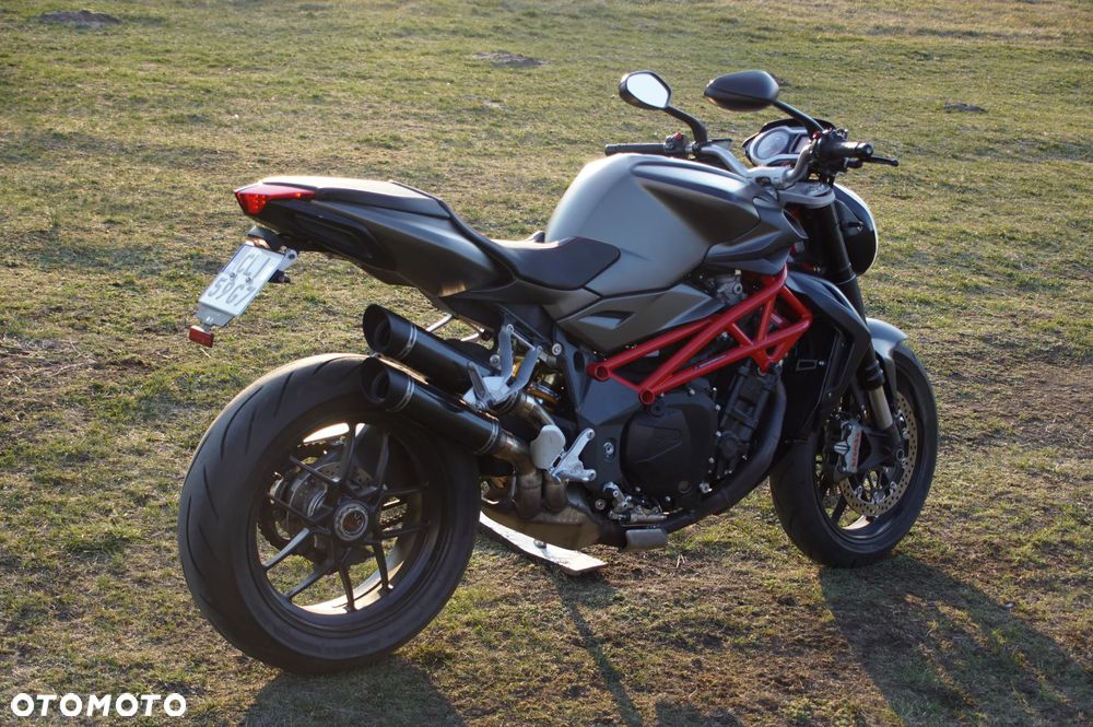 MV AGUSTA Brutale - 36