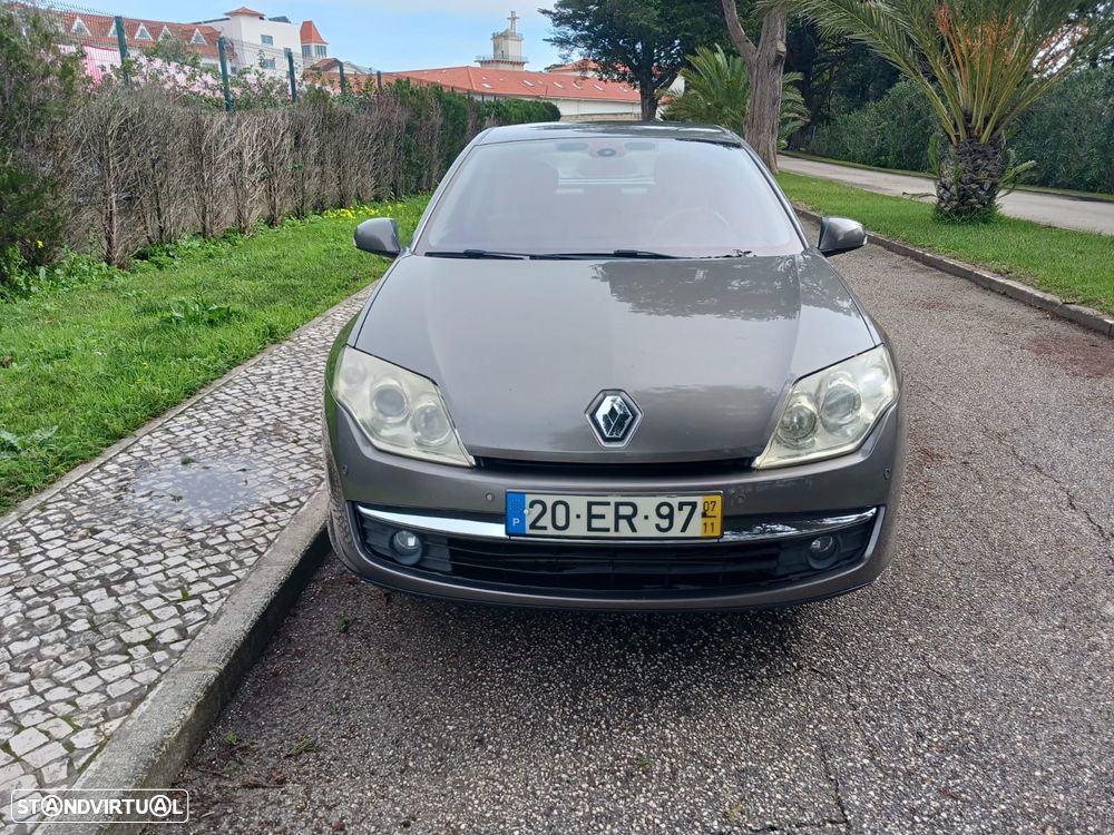 Renault Laguna 2.0 dCi Dynamique S - 2
