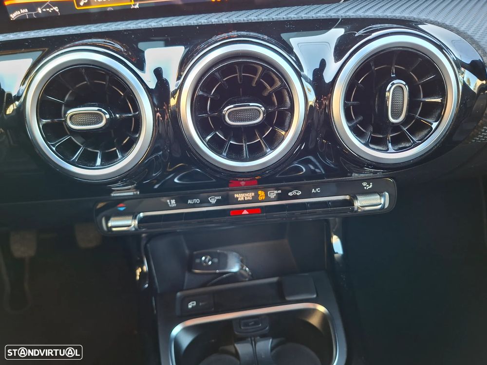 Mercedes-Benz A 200 Advanced Progressive - 32