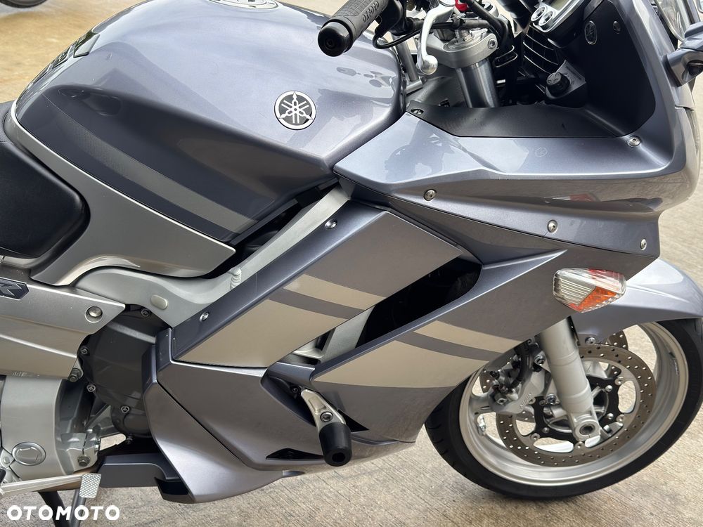 Yamaha FJR - 36
