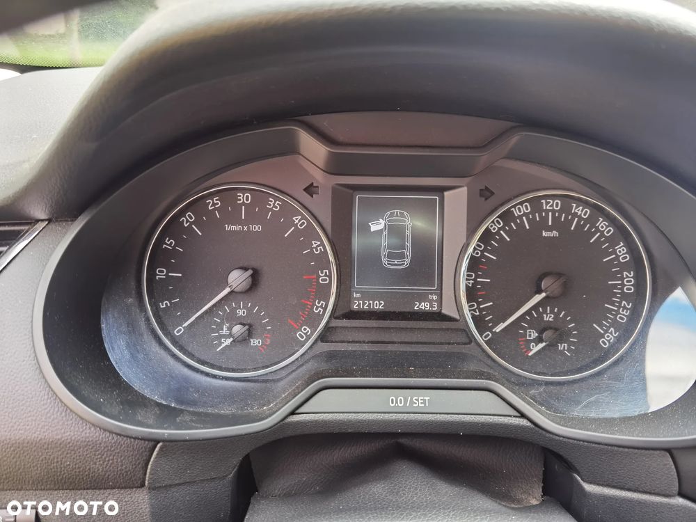 Skoda Octavia 1.6 TDI Ambition - 6