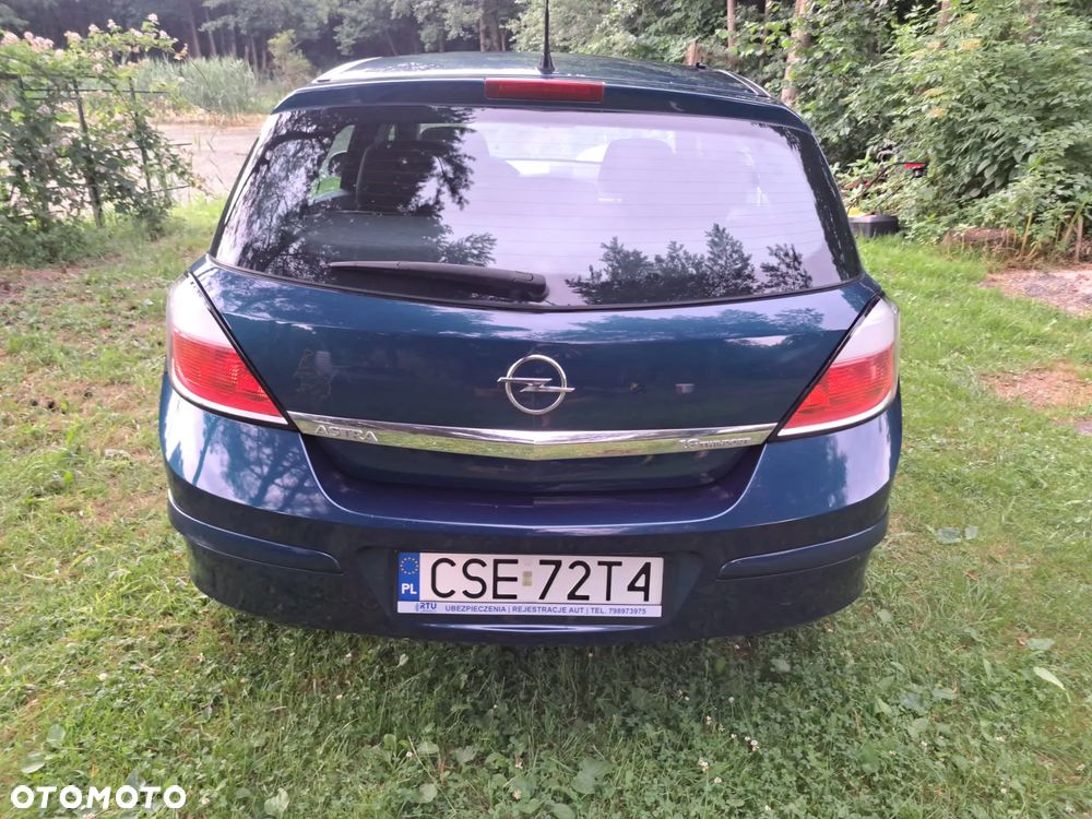 Opel Astra 1.6 Essentia - 5