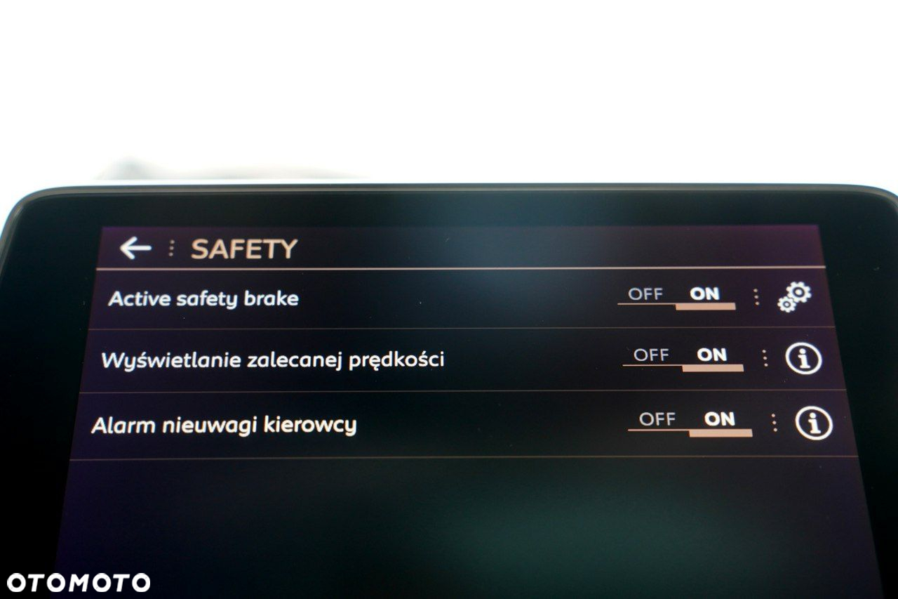 Peugeot 5008 1.6 PureTech GT Line S&S EAT8 - 37