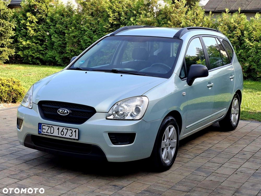 Kia Carens 2.0 EX - 13