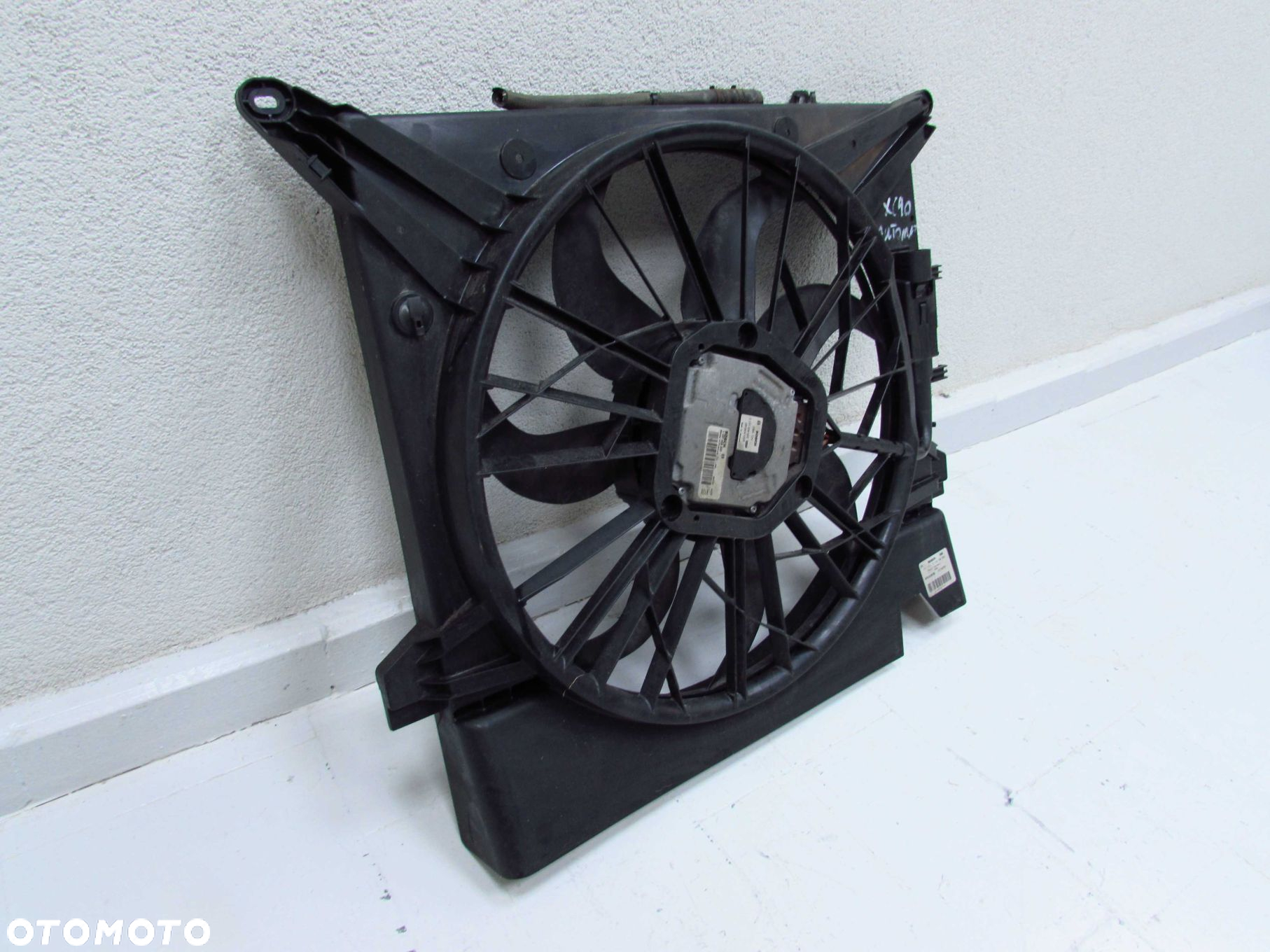 VOLVO XC90 LIFT 2.4 D5 WENTYLATOR CHLODNICY 30749761 07-14 - 2